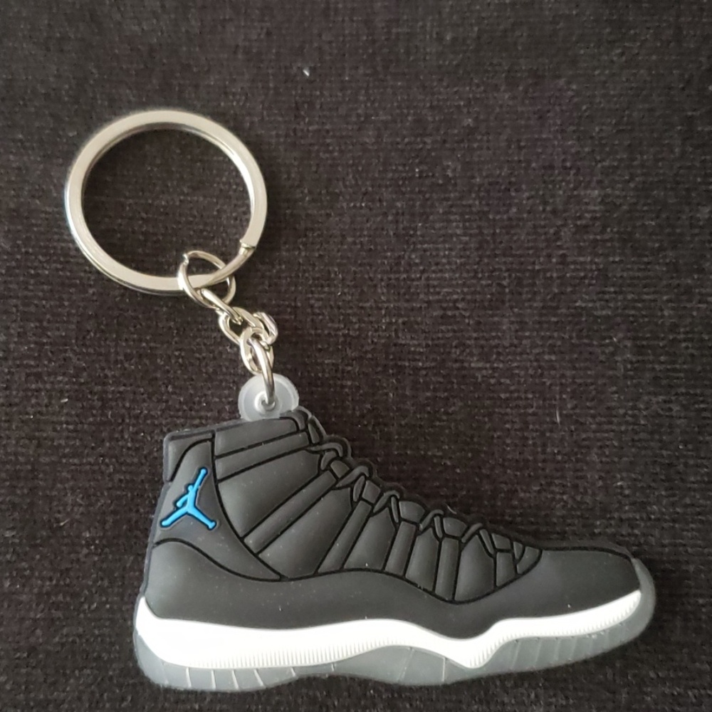 🔥Jordan (Blk & Blue w Clear Sole) Shoe Keychain🔥